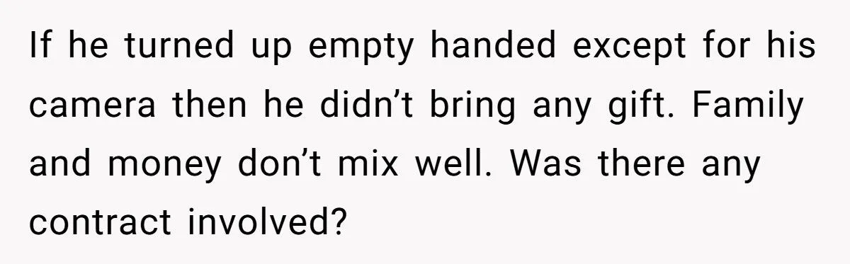 Their Cousin’s “Gift” of Wedding Photography Turned into a Shocking $3,000 Invoice