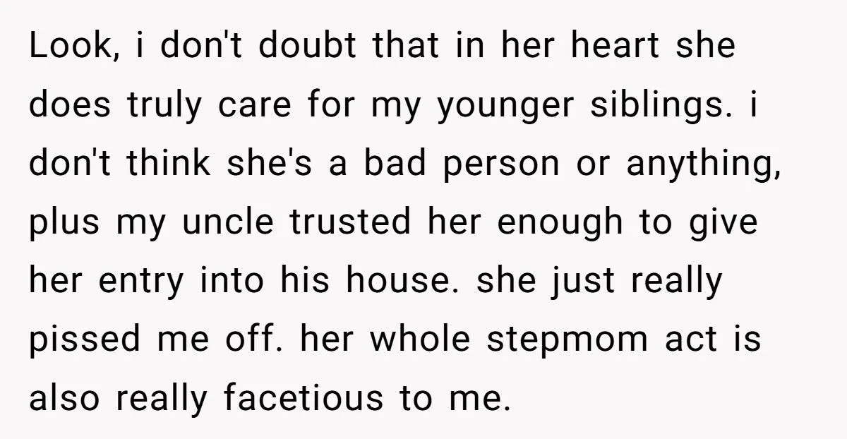 She Took Her Dad’s Girlfriend’s House Key Away After Being Told to “Go to Bed” at 21