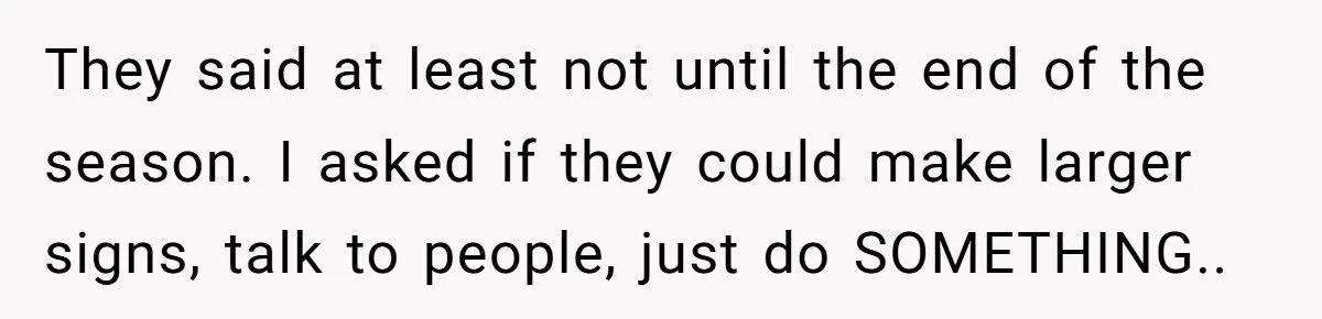 Homeowner Asks Neighbor to Move “Community Farm Stand” After Thieves Raid Their Garden