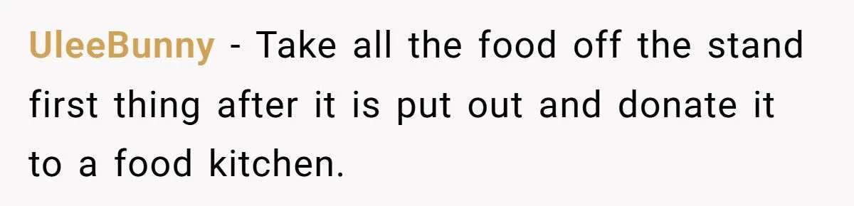Homeowner Asks Neighbor to Move “Community Farm Stand” After Thieves Raid Their Garden