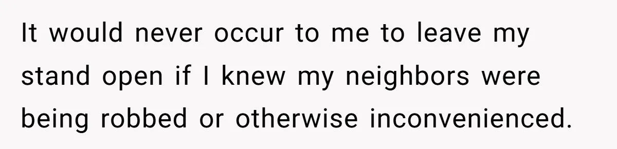Homeowner Asks Neighbor to Move “Community Farm Stand” After Thieves Raid Their Garden