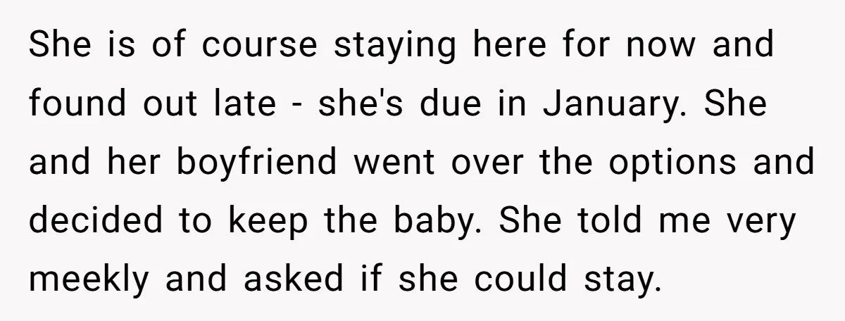 Father Lets Pregnant Daughter Move In Despite Girlfriend’s Ultimatum