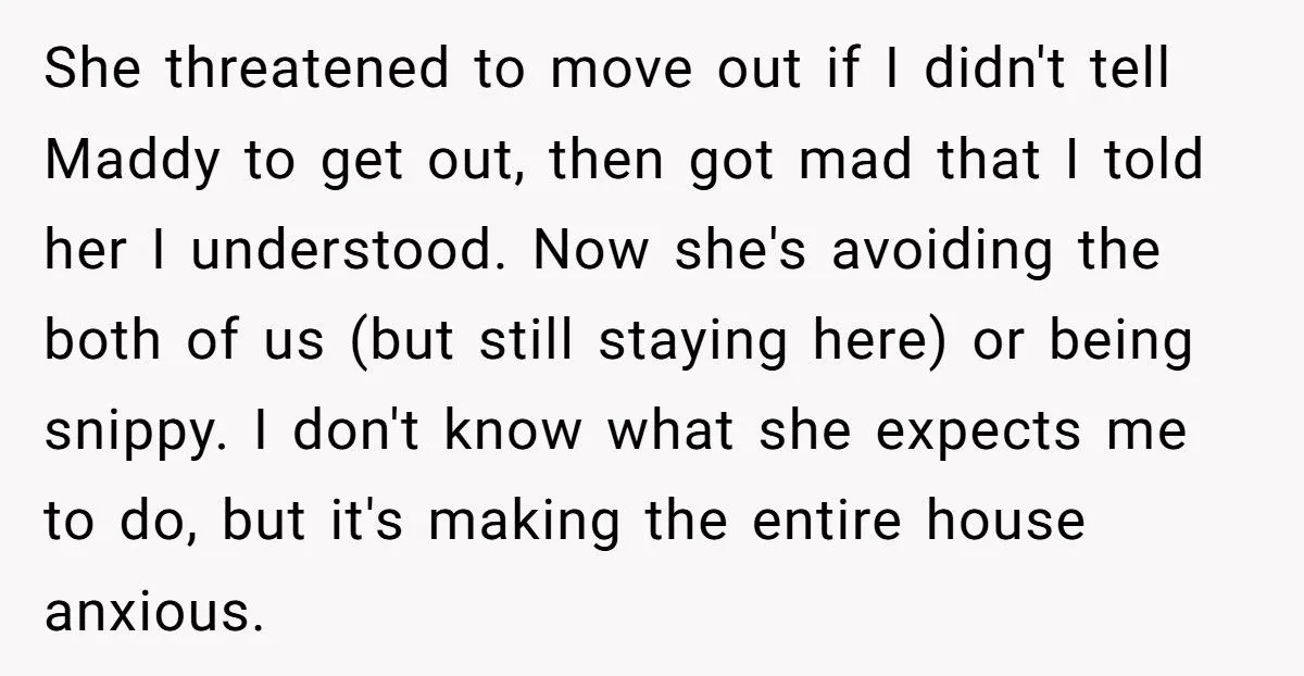 Father Lets Pregnant Daughter Move In Despite Girlfriend’s Ultimatum