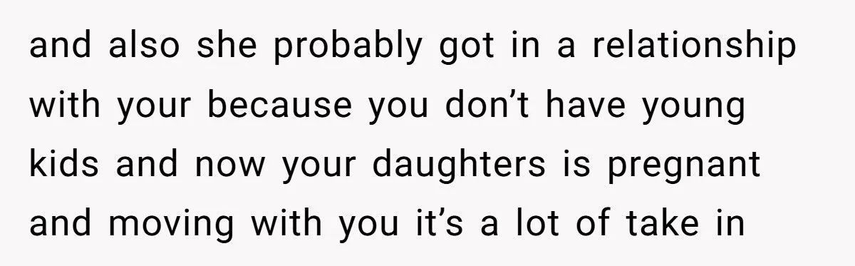 Father Lets Pregnant Daughter Move In Despite Girlfriend’s Ultimatum