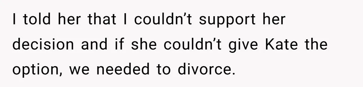 Father Divorces Wife After She Refuses to Let Their 14-Year-Old Daughter Terminate Pregnancy