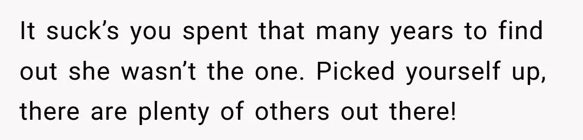 He Saw the Messages, Left a Note, and Ended His Engagement
