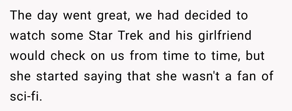 Cousin’s Girlfriend Flipped Out Over A Period Pad In The Trash: What Would You Do?