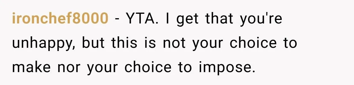 Dad Demands Daughters Split Grandma’s Inheritance Despite Will Favoring One