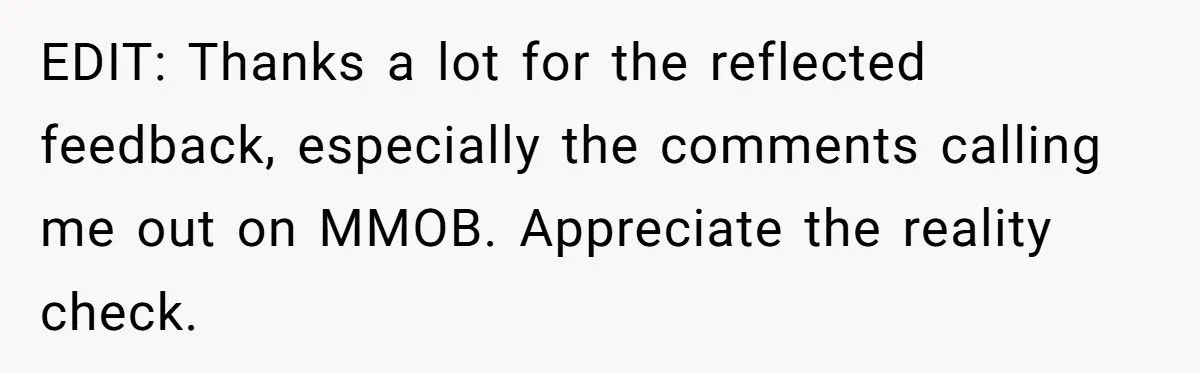 Friend Called Out For Refusing Wedding Over 8-Year-Old Grudge