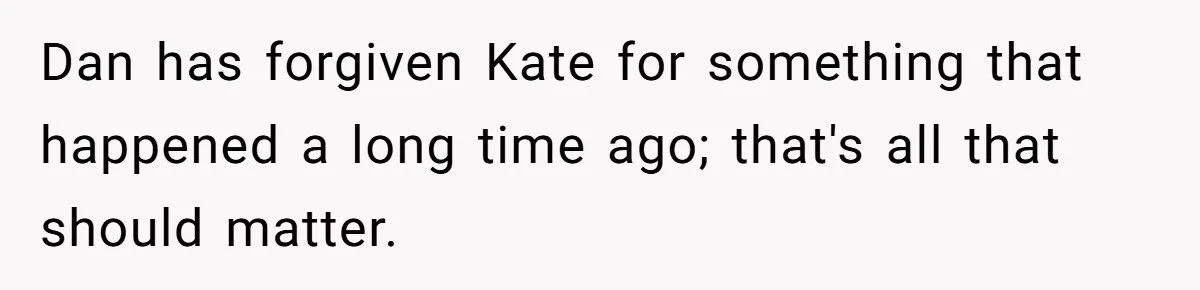 Friend Called Out For Refusing Wedding Over 8-Year-Old Grudge