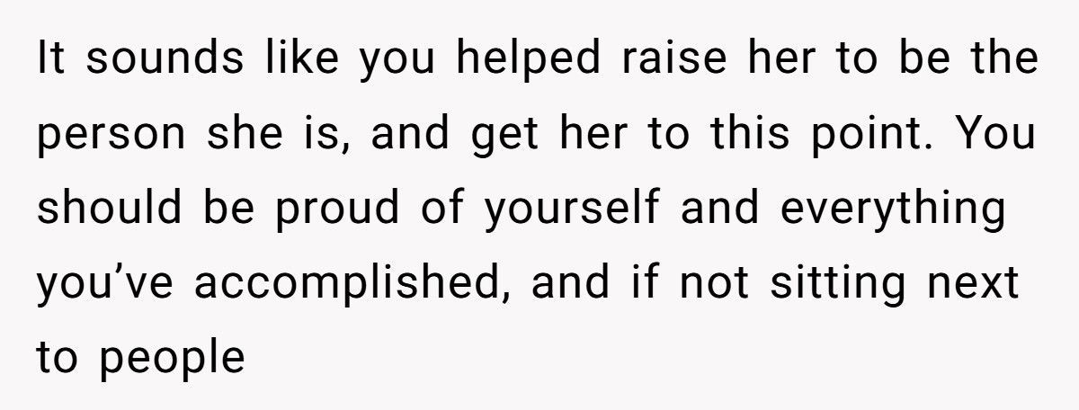 A Woman Refuses to Attend Her Little Sister’s Graduation Due to Their Parents’ Favoritism