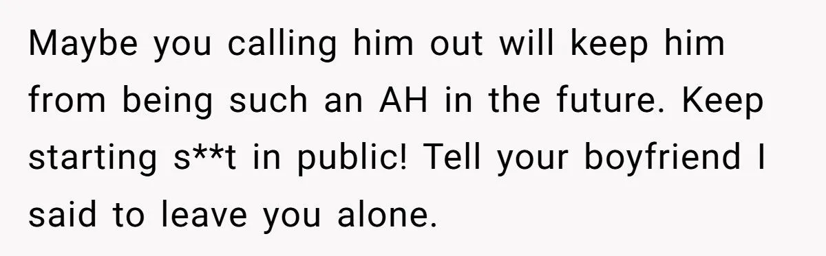 A Bystander Sparks Drama After Accusing Dad of Scaring His Kid Just for a Photo