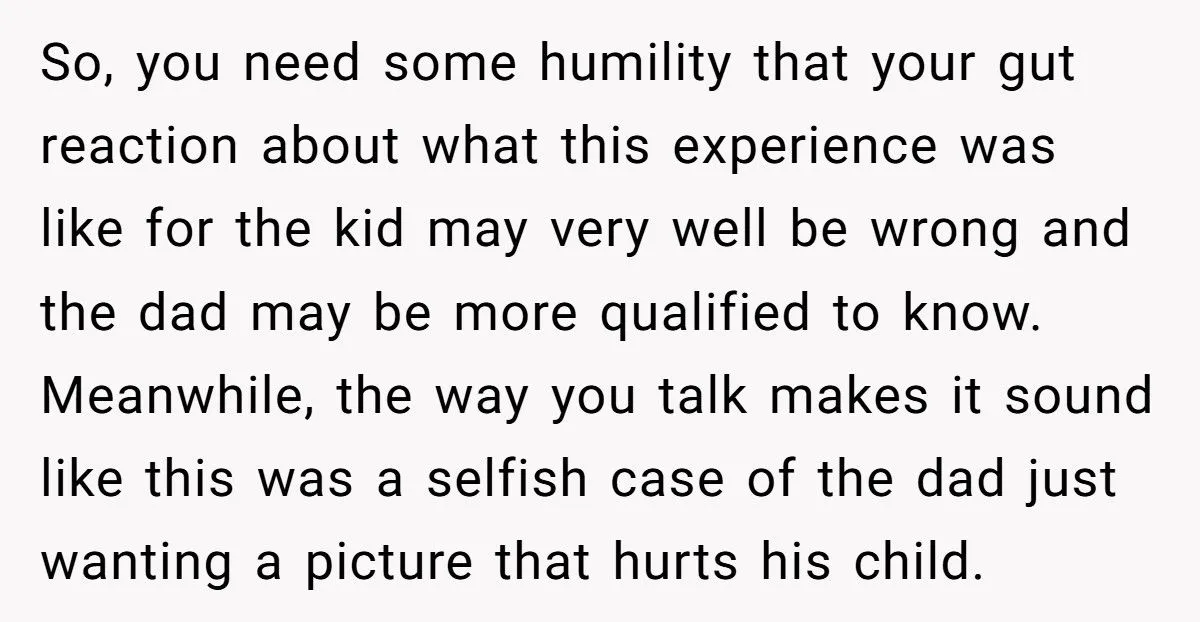 A Bystander Sparks Drama After Accusing Dad of Scaring His Kid Just for a Photo