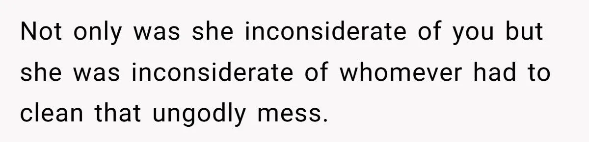 He Reported a Mom for Allowing Glitter on a Plane – Now the Internet Is Divided