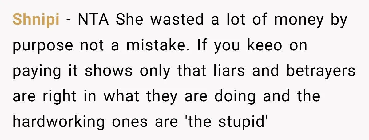 This Dad Exposes Daughter’s Secret Dropout and Refuses to Keep Paying for College