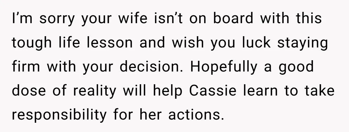 This Dad Exposes Daughter’s Secret Dropout and Refuses to Keep Paying for College