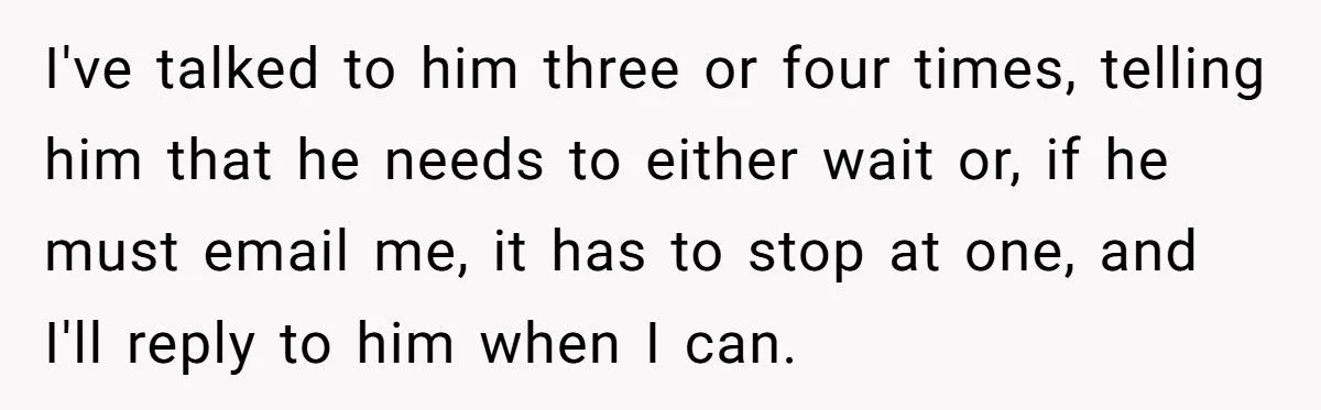 Worker Snaps t Coworker For Ignoring 'Do Not Disturb' Status