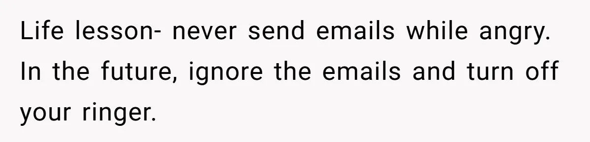 Worker Snaps t Coworker For Ignoring 'Do Not Disturb' Status