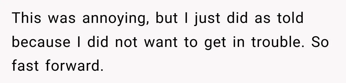 “Mind Your Own Screen!” - Student Reports ‘Creepy’ Teacher Who Closed Her Tabs at Lunch