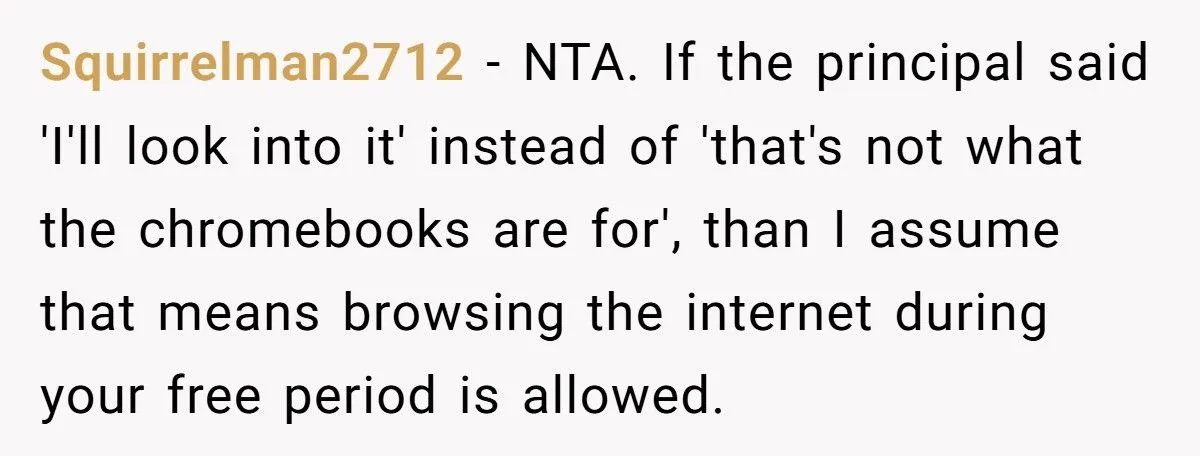 “Mind Your Own Screen!” - Student Reports ‘Creepy’ Teacher Who Closed Her Tabs at Lunch