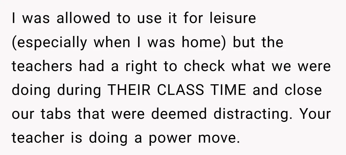 “Mind Your Own Screen!” - Student Reports ‘Creepy’ Teacher Who Closed Her Tabs at Lunch