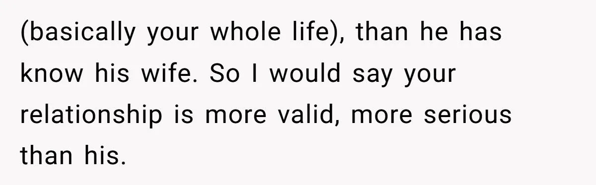 Dad Welcomes New Wife as ‘Family’ but Refuses to Accept Daughter’s Boyfriend — She Finally Snaps Back