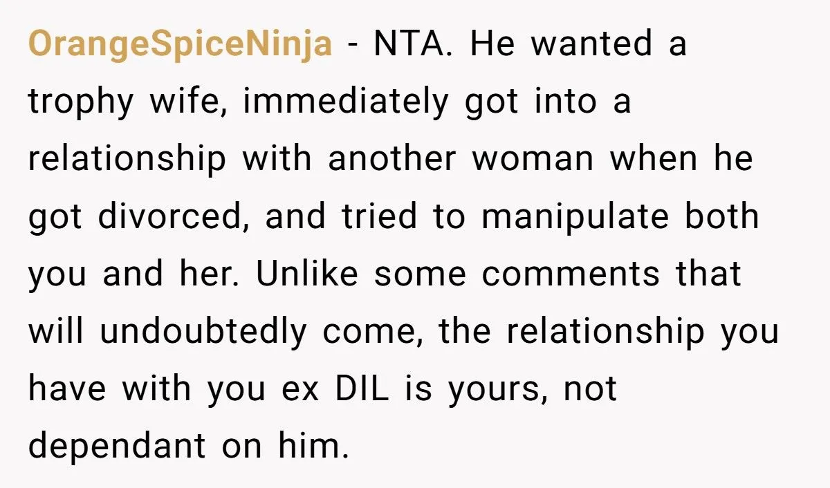 A Dad Skipped His Son’s Wedding to Support His Ex-Daughter-in-Law and Sparked a Family Feud