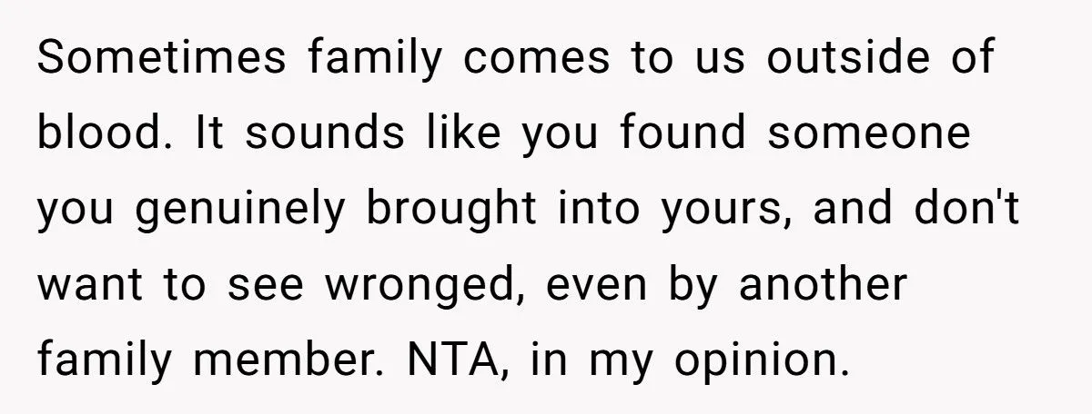 A Dad Skipped His Son’s Wedding to Support His Ex-Daughter-in-Law and Sparked a Family Feud