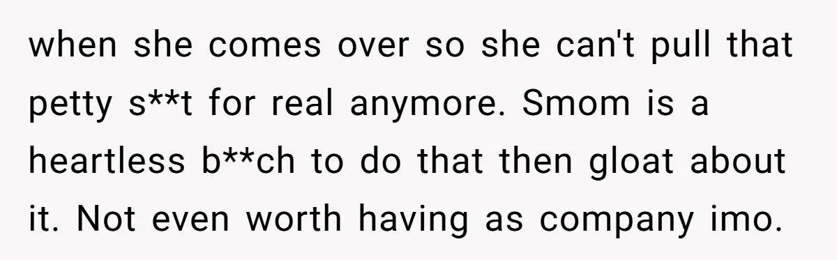 Christmas Revenge Complete: Redditor Outsmarts Stepmom with Fake Wish List