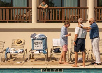 Resort Guest Removes Towel Reservations, Sparks Policy Change