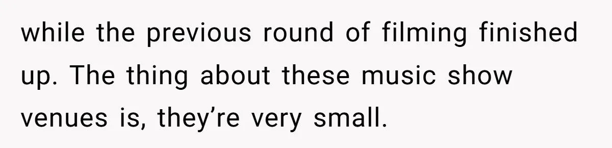 A Latina Kpop Fan Quietly Outsmarted a Rude Girl in Line by Speaking Korean