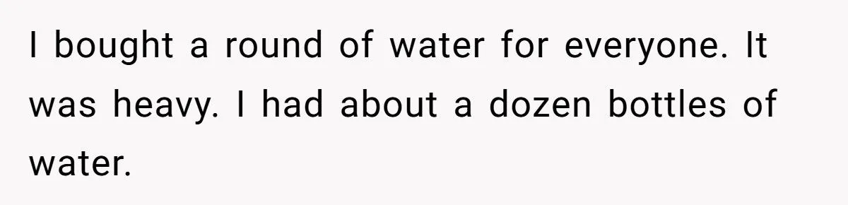 A Latina Kpop Fan Quietly Outsmarted a Rude Girl in Line by Speaking Korean