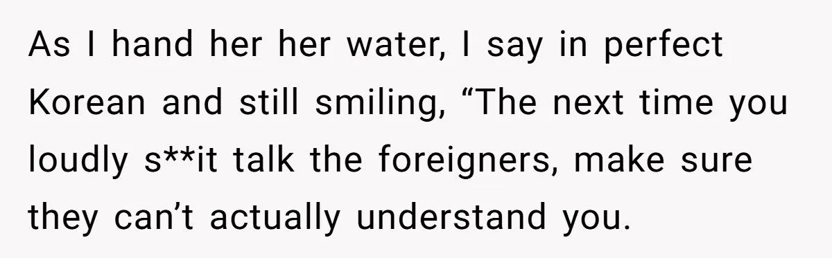 A Latina Kpop Fan Quietly Outsmarted a Rude Girl in Line by Speaking Korean