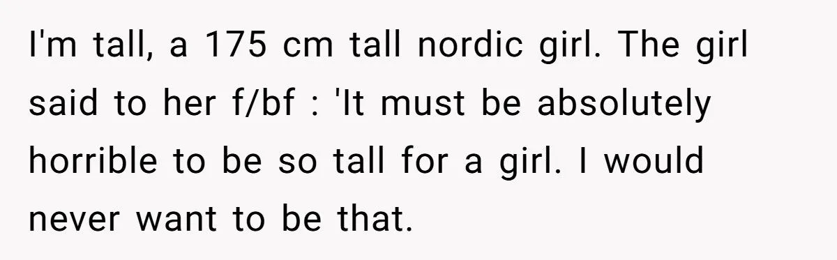 A Latina Kpop Fan Quietly Outsmarted a Rude Girl in Line by Speaking Korean