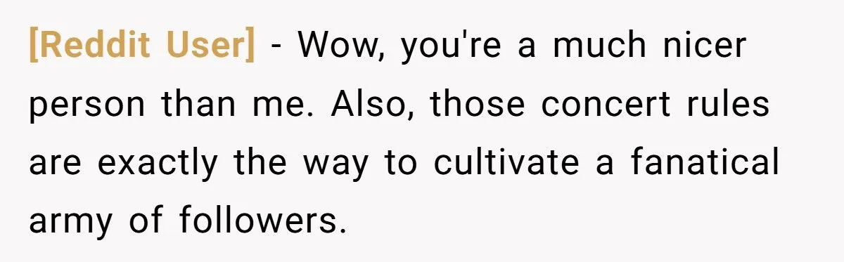 A Latina Kpop Fan Quietly Outsmarted a Rude Girl in Line by Speaking Korean