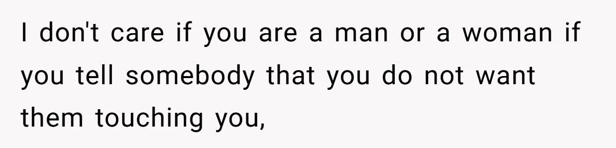 Woman Turns Into a “Human Pillar” on a Bus - Until Petty Revenge Sends Her Crashing to the Floor