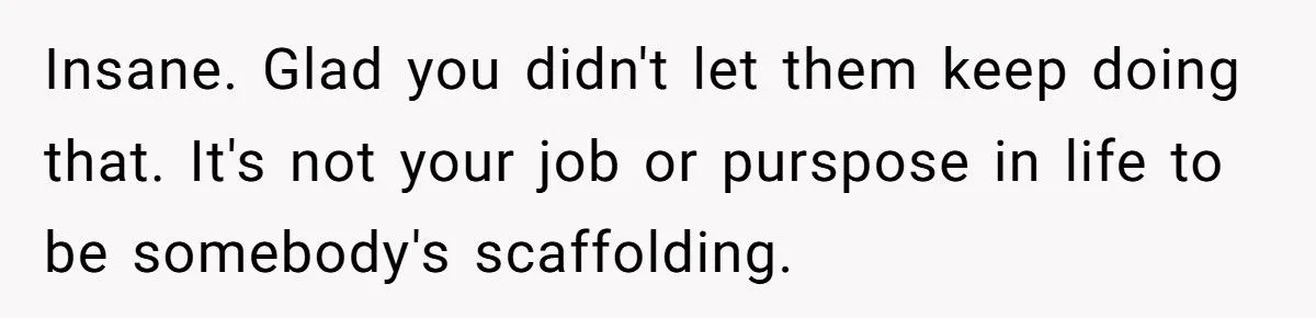 Woman Turns Into a “Human Pillar” on a Bus - Until Petty Revenge Sends Her Crashing to the Floor
