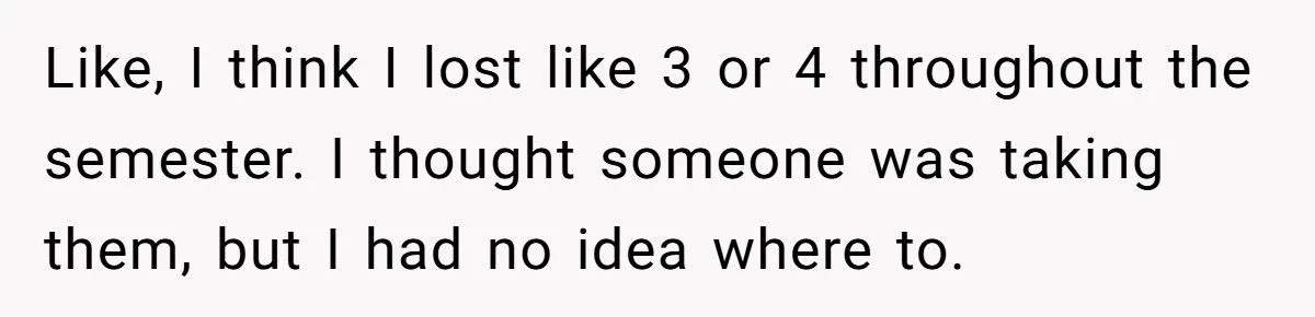 Roommate’s Washcloth Theft Backfires With A Grimy Revenge