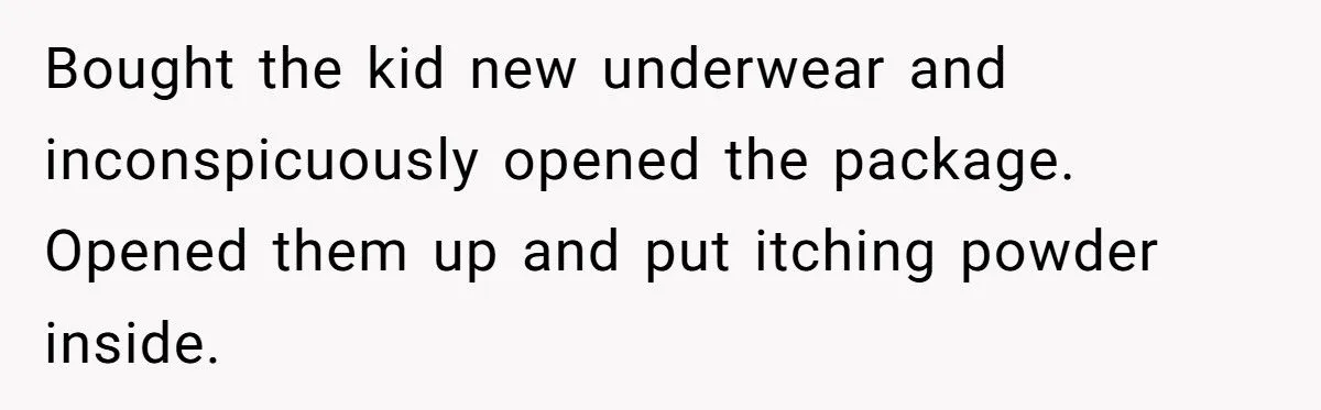 Roommate’s Washcloth Theft Backfires With A Grimy Revenge