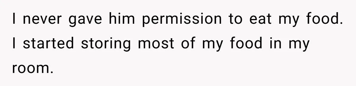 College Student Sells Roommate’s Books After Food Theft