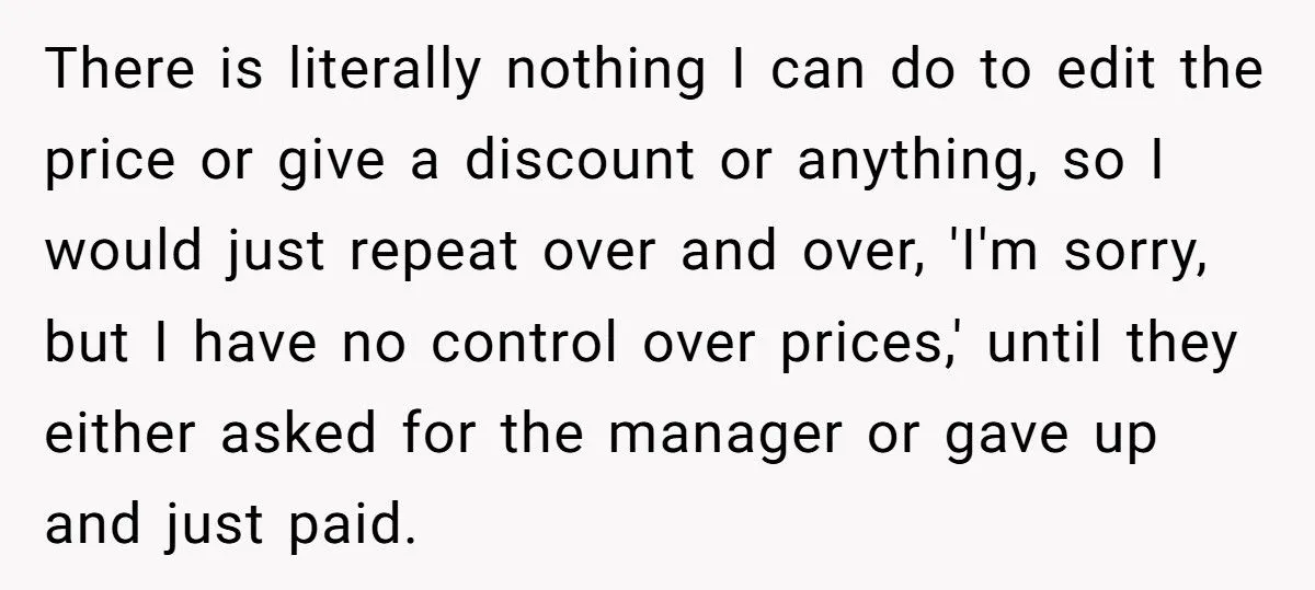 Shopper Delays Entitled Customer With Slow Checkout Revenge