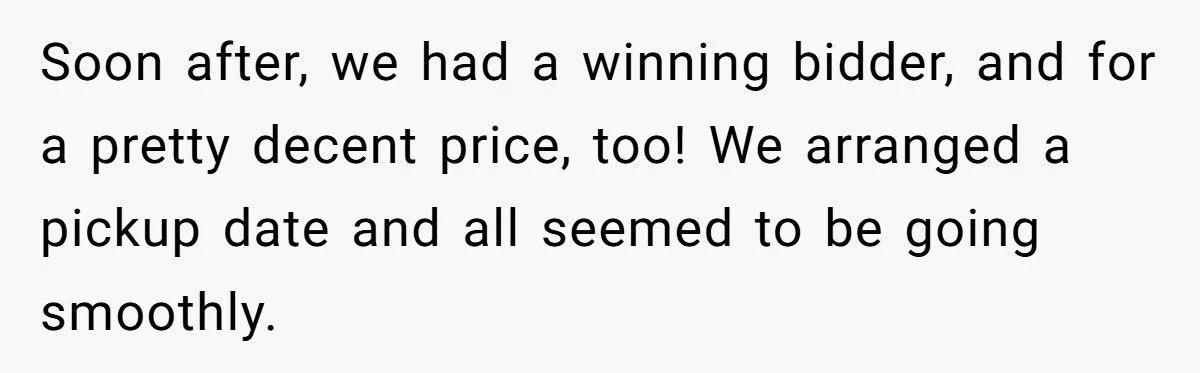 Husband’s Sneaky Screw Sabotage Avenges Rude Buyer’s Demands