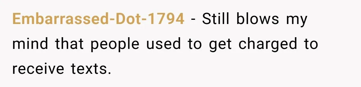 Couple Spams Sister With Text Updates After Christmas Morning Nags