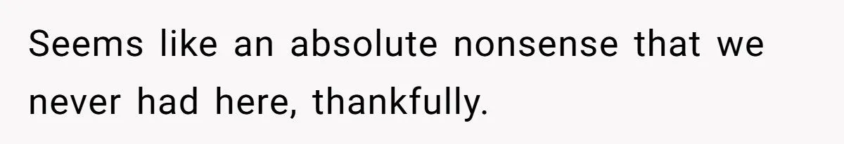 Couple Spams Sister With Text Updates After Christmas Morning Nags