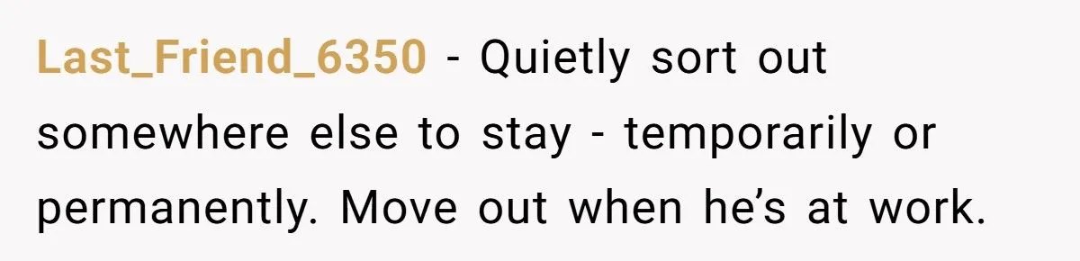 She Thought Her Boyfriend Was Loyal – Then She Found His Hidden Drawer