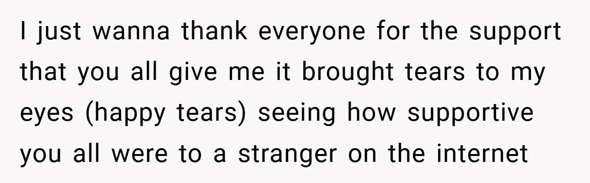 Young Mom Slammed for Leaving Babies Alone - Experts Say She Did the Right Thing I just wanna thank everyone for the support that you all give me it brought tears to my eyes (happy tears) seeing how supportive you all were to a stranger...