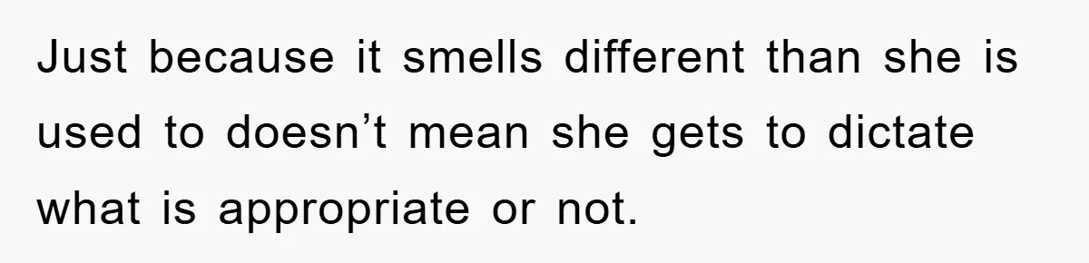 Coworker Slams Man’s Kimchi Lunch, Then Accuses Him of Playing the Race Card Just because it smells different than she is used to doesn’t mean she gets to dictate what is appropriate or not.