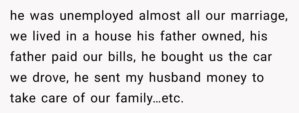 Mom Refuses To Let Estranged Daughter Spend Christmas With Her ‘New’ Family