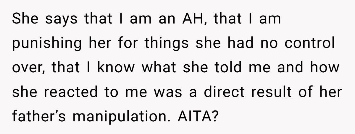 Mom Refuses To Let Estranged Daughter Spend Christmas With Her ‘New’ Family