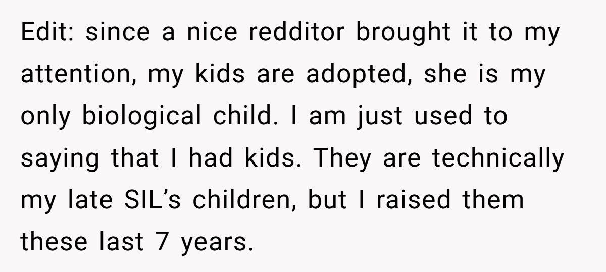 Mom Refuses To Let Estranged Daughter Spend Christmas With Her ‘New’ Family